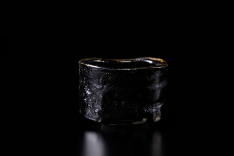 Hikidashi-guro Tea Bowl | Ryotaro Kato (alternate view)