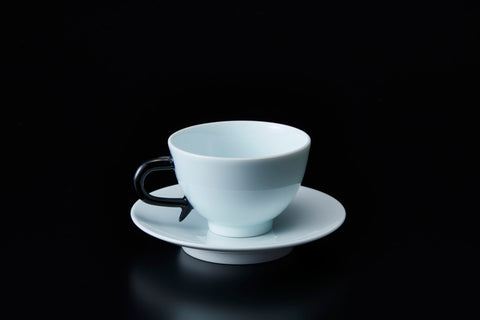 Coffee cup with needle | Yuki Inoue (alternate view)