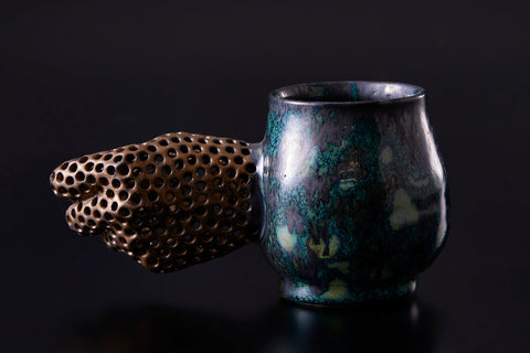 Fist Bump Cup, Phantom | Yoshiaki Imamura (alternate view)