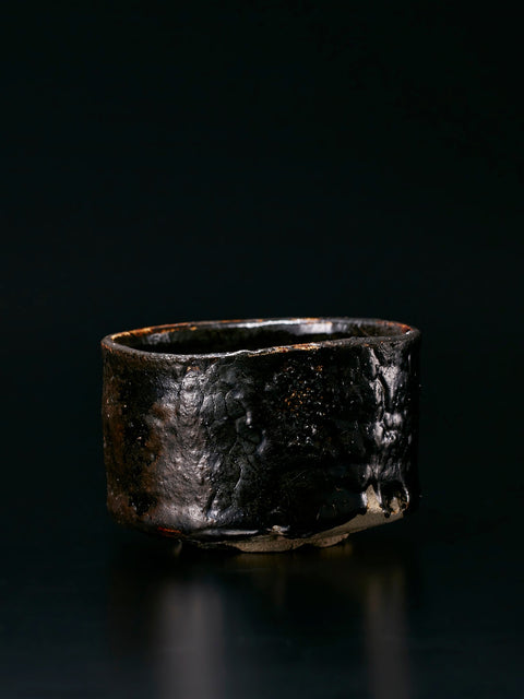 Hikidashi-guro Tea Bowl | Ryotaro Kato (alternate view)