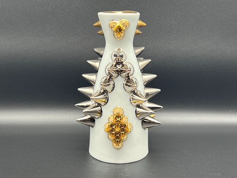 SPIKY SAKE BOTTLE|古賀崇洋(別角度)