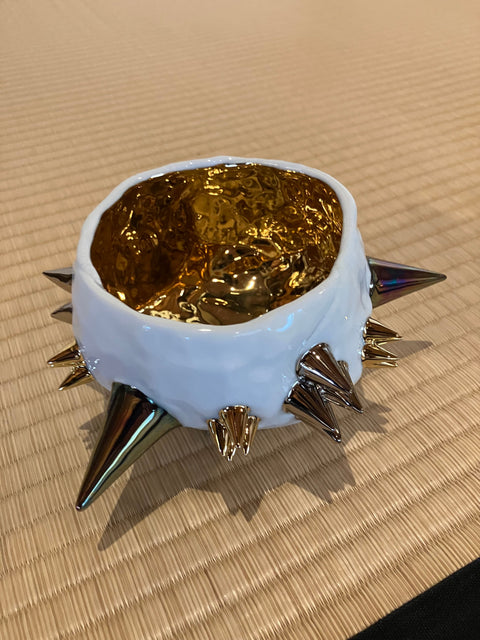 SPIKY TEA BOWL | Takahiro Koga