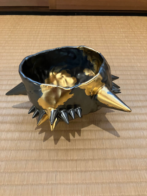 SPIKY TEA BOWL | Takahiro Koga