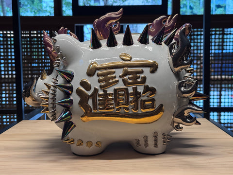 NEO PIGGY BANK|古賀崇洋(別角度)