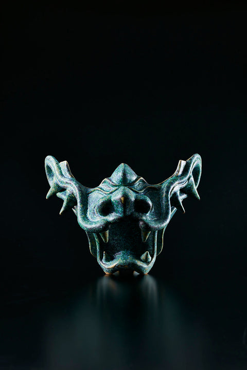 頬鎧盃　龍　青銅｜古賀崇洋