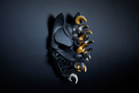 SPIKY FOX Mask｜古賀崇洋（別角度）