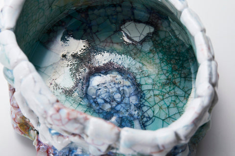 Lacquer-Crackle White Glaze Tea Bowl | Kodai Ujiie (alternate view)