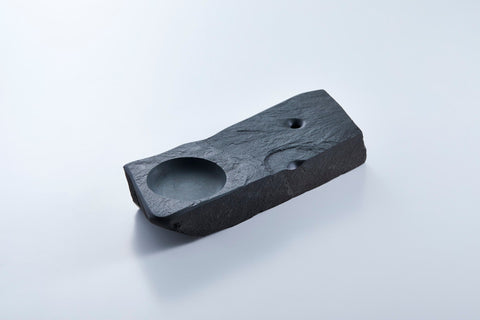 Flower-Adorned Inkstone — On the Crag — | Tatsunori Nagura