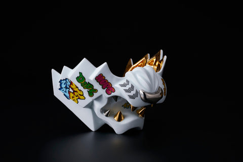 Hoyoroi-hai, Man-Tiger Form, White Graffiti | Takahiro Koga (alternate view)