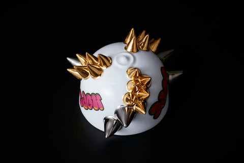 SPIKY SAKE CUP graffiti｜古賀崇洋（別角度）