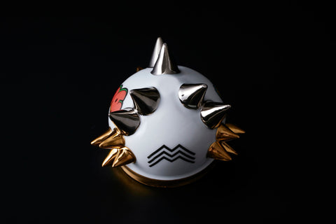SPIKY SAKE CUP graffiti｜古賀崇洋（別角度）