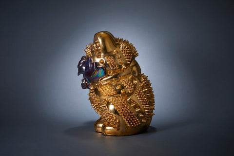 NEO MANEKINEKO Gold｜古賀崇洋（別角度）