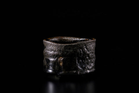 Hikidashi-guro Tea Bowl | Ryotaro Kato