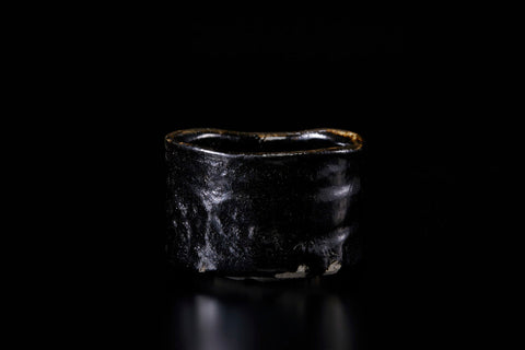 Hikidashi-guro Tea Bowl | Ryotaro Kato (alternate view)