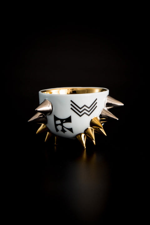 SPIKY SAKE CUP Graffiti｜古賀崇洋（別角度）