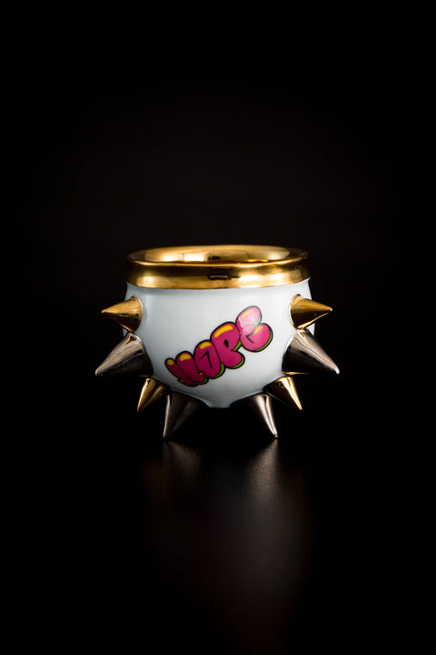 SPIKY SAKE CUP graffiti｜古賀崇洋（別角度）