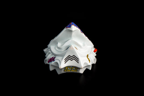 Hoyoroi-hai, Hawk Form, White Graffiti | Takahiro Koga (alternate view)