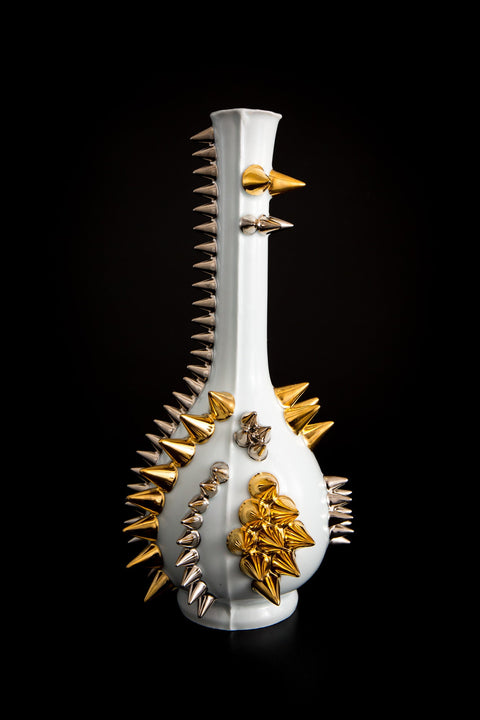 SPIKY VASE M｜古賀崇洋（別角度）