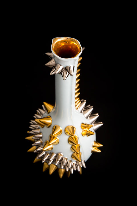 SPIKY VASE M｜古賀崇洋（別角度）