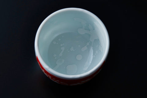 Dripping Guinomi with fragile tag | Yuki Inoue (alternate view)