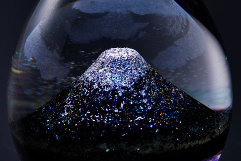 A Hundred Views of Fuji, Iridescence | Mieko Noguchi (alternate view)
