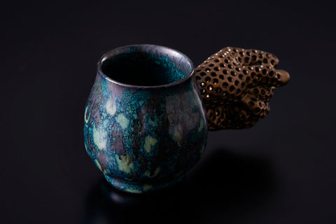 Fist Bump Cup, Phantom | Yoshiaki Imamura (alternate view)
