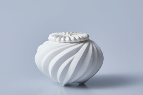 Pearl Tea Set | Nami Takahashi (alternate view)