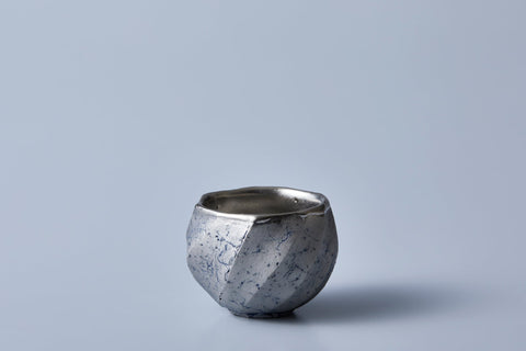Platinum Gosu Sake Cup | Nami Takahashi