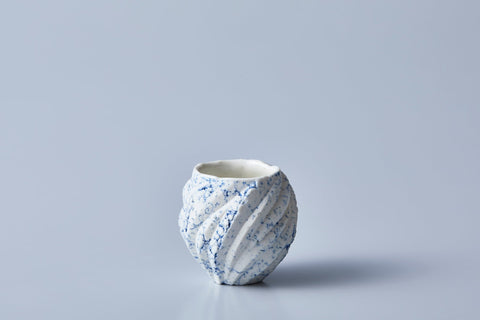 White Porcelain Gosu Sake Cup | Nami Takahashi