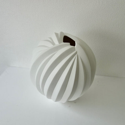 White Porcelain Fruit | Nami Takahashi (alternate view)