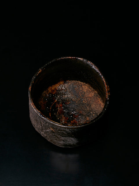 引出黒茶盌｜加藤亮太郎（別角度）