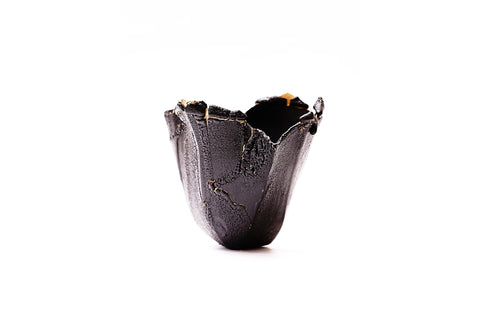 黒薩摩花器A｜古垣彰拡（別角度）