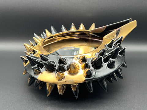 SPIKY POT｜古賀崇洋（別角度）