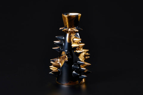 SPIKY SAKE BOTTLE｜古賀崇洋（別角度）