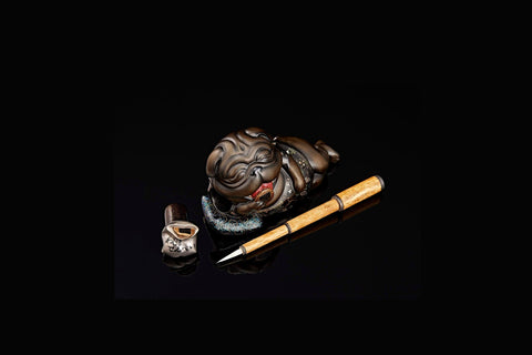 Relaxed Shar-Pei Yatate | Takashi Wakamiya (alternate view)