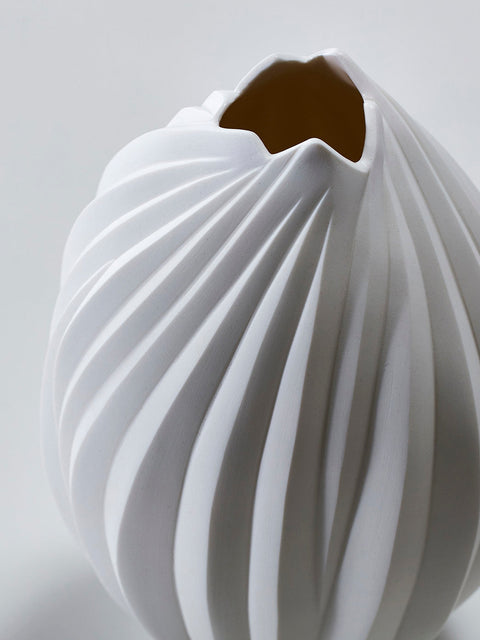 蕾｜高橋奈己（別角度）