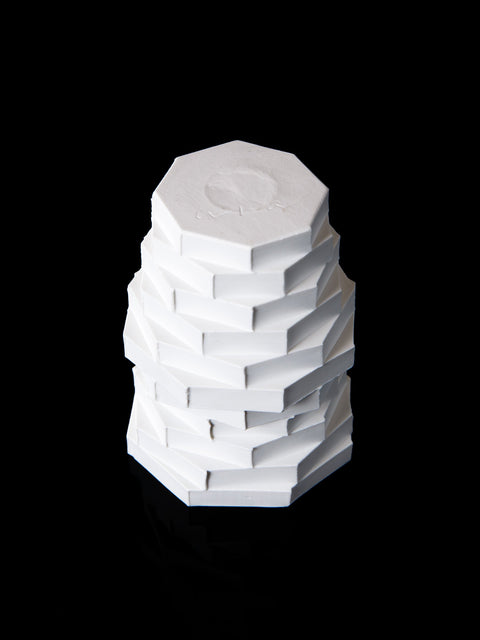 Constructed Vessel, Eight-Sided Cross-Line-Assembled Sake Bowl | Yosuke Yamaura (alternate view)