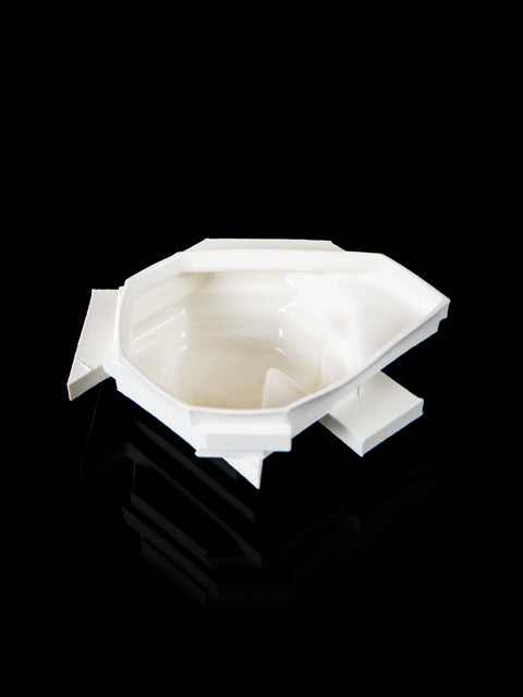脱構築する器 多面変形組注器｜山浦陽介（別角度）