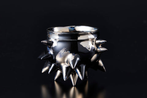 SPIKY SAKE CUP｜古賀崇洋（別角度）