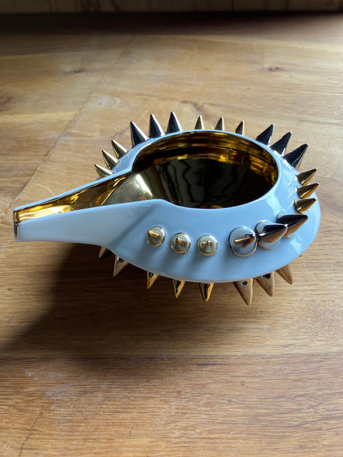 SPIKY POT｜古賀崇洋