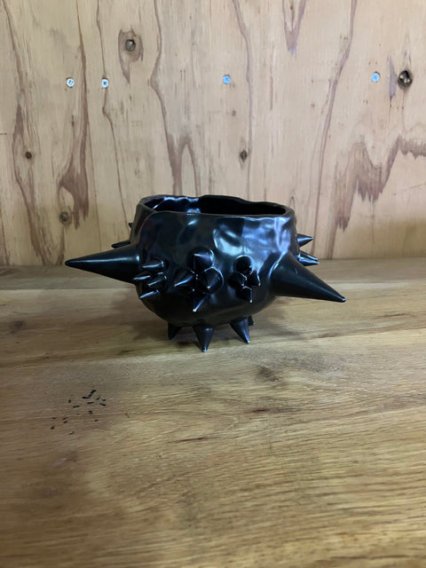 SPIKY TEA BOWL｜古賀崇洋