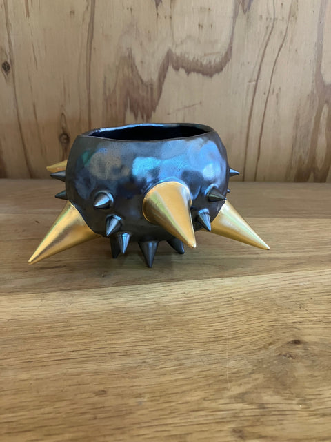 SPIKY TEA BOWL｜古賀崇洋