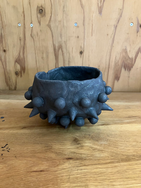SPIKY TEA BOWL｜古賀崇洋