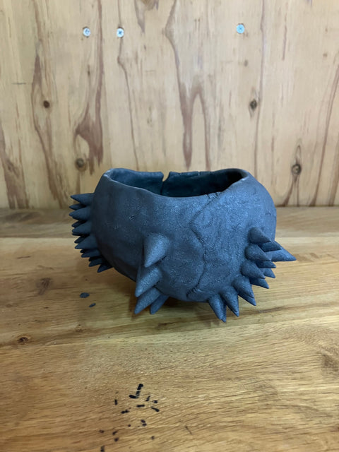 SPIKY TEA BOWL｜古賀崇洋