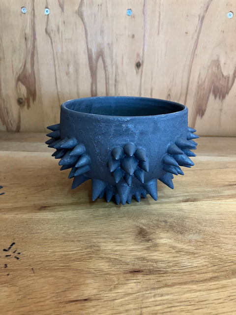 SPIKY TEA BOWL｜古賀崇洋