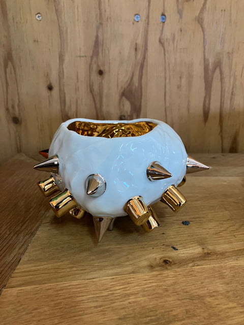 SPIKY TEA BOWL｜古賀崇洋