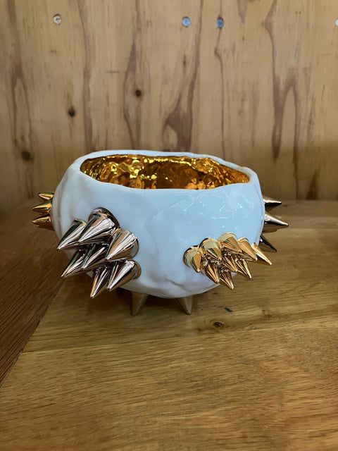 SPIKY TEA BOWL｜古賀崇洋