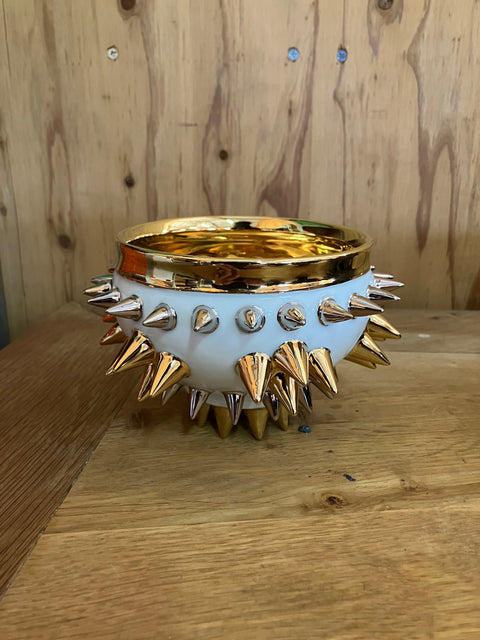 SPIKY TEA BOWL｜古賀崇洋