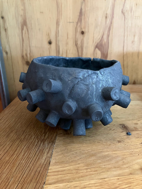 SPIKY TEA BOWL｜古賀崇洋