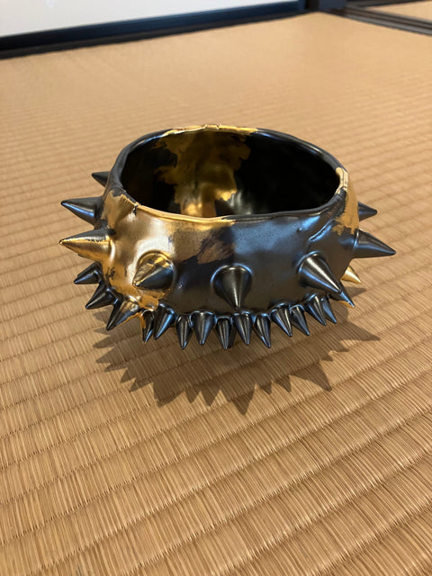 SPIKY TEA BOWL｜古賀崇洋